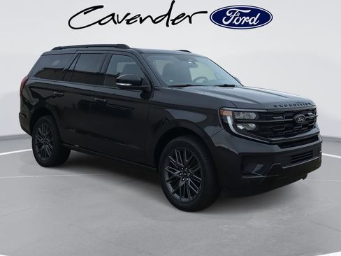 New 2025 Ford Expedition Platinum w/ Stealth Performance Package image 10