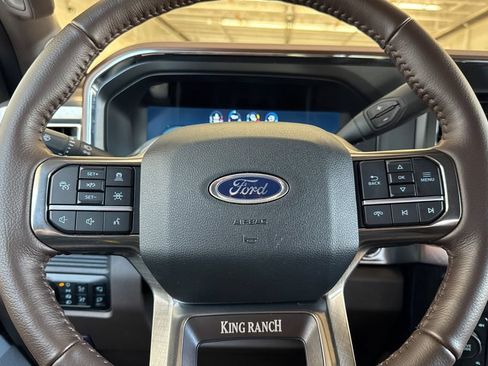 Used 2025 Ford F350 King Ranch AWD/4WD image 24