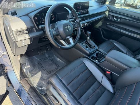 Used 2025 Honda CR-V Sport-L image 16