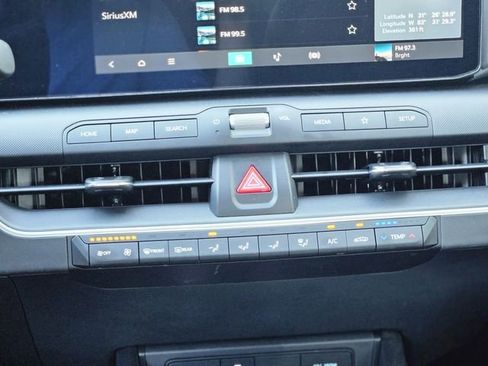 Used 2025 Kia K4 FWD image 24