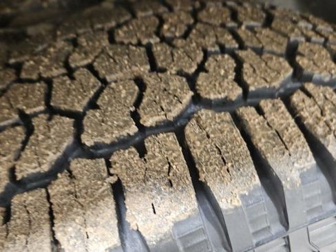 Used 2016 RAM 1500 Limited image 25