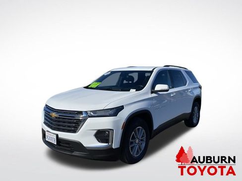Used 2023 Chevrolet Traverse LT FWD image 3