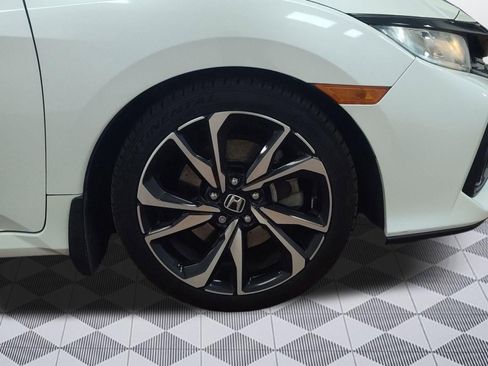 Used 2018 Honda Civic Si image 11