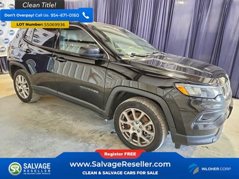 Used 2023 Jeep Compass Latitude AWD/4WD image 5