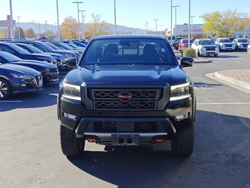 Used 2022 Nissan Frontier PRO-4X w/ Pro-4X Premium Package image 2