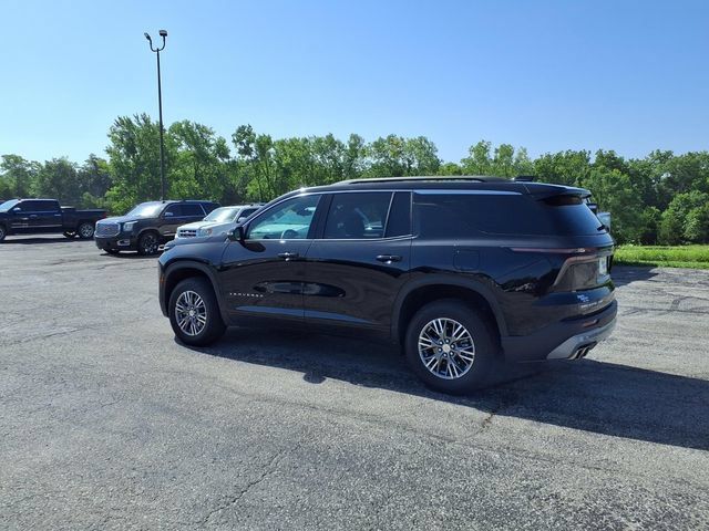 Used 2025 Chevrolet Traverse LT AWD/4WD image 37