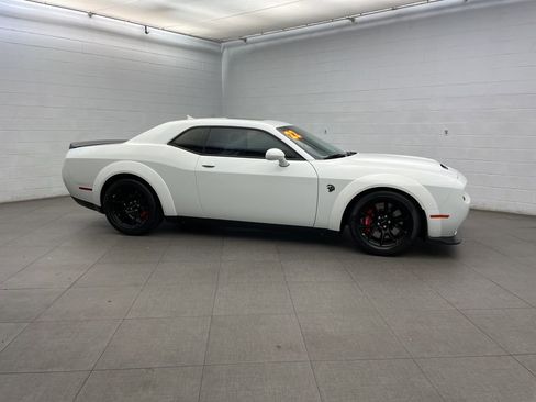 Used 2022 Dodge Challenger SRT Hellcat Redeye image 3