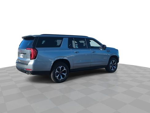 New 2025 GMC Yukon XL AT4 Ultimate w/ LPO, Floor Liner Package image 8