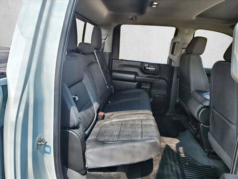 Certified 2022 Chevrolet Silverado 2500 LT w/ Convenience Package AWD/4WD image 19