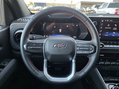 Used 2024 Chevrolet Colorado Z71 w/ Z71 Convenience Package 2 image 30