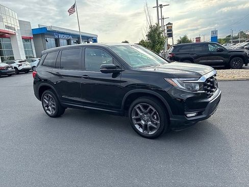 Used 2023 Honda Passport EX-L image 3