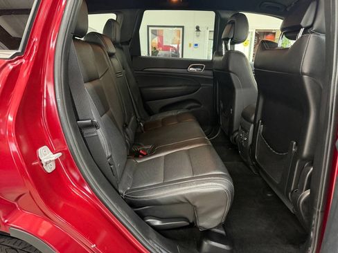 Used 2014 Jeep Grand Cherokee Laredo w/ Quick Order Package 23E AWD/4WD image 15