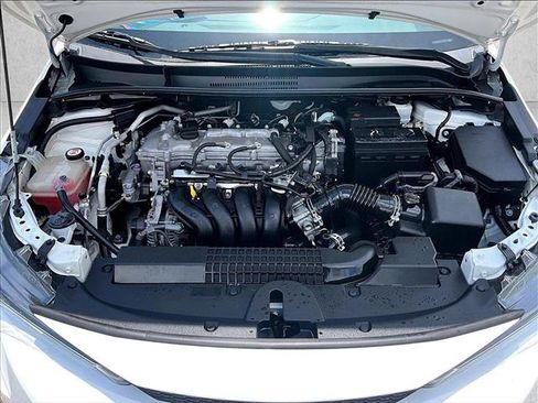 Used 2021 Toyota Corolla LE FWD image 11