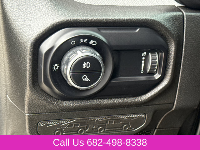 Used 2025 Jeep Gladiator Sport AWD/4WD image 23