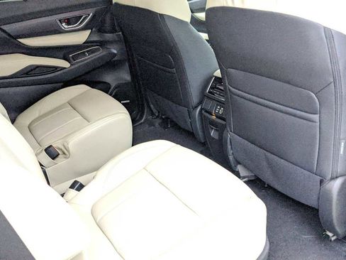 New 2025 Subaru Ascent Limited image 26