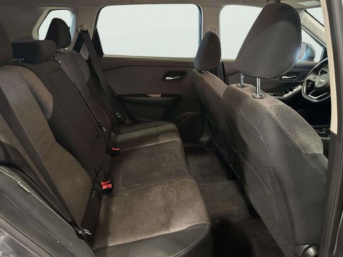 Used 2022 Nissan Rogue SV AWD/4WD image 22