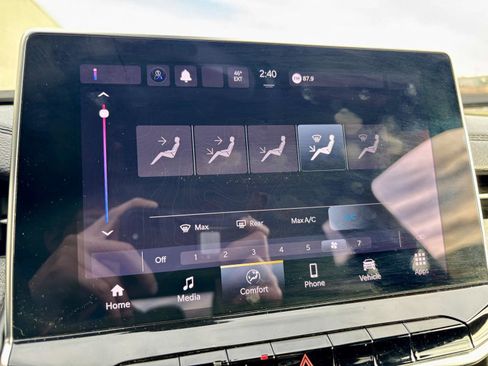 Used 2023 Jeep Compass Sport image 24