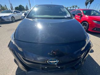 Used 2020 Toyota Prius Prime XLE video 2