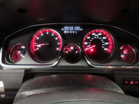 Used 2016 GMC Acadia Denali image 21