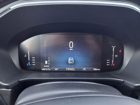 Used 2024 Ford Escape ST-Line w/ Cold Weather Package image 19