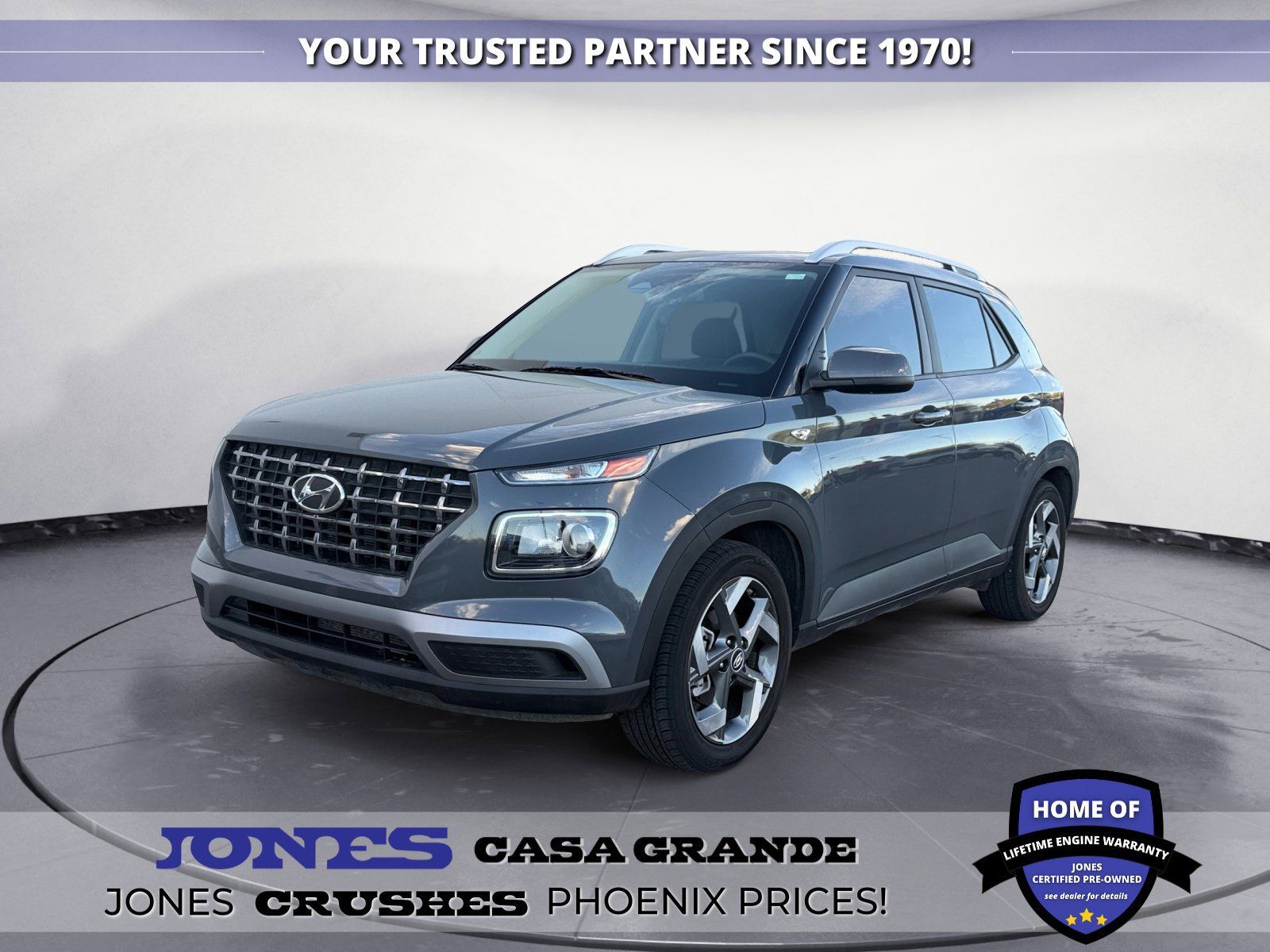 Used 2025 Hyundai Venue SEL FWD image 1
