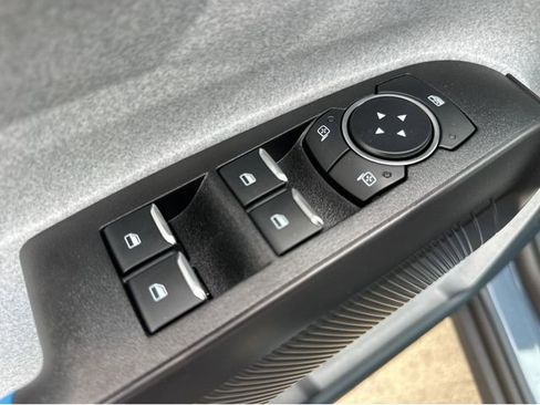 New 2026 Ford Maverick XLT image 34