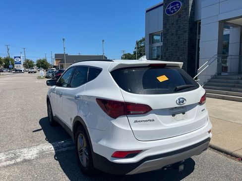 Used 2017 Hyundai Santa Fe Sport FWD image 6