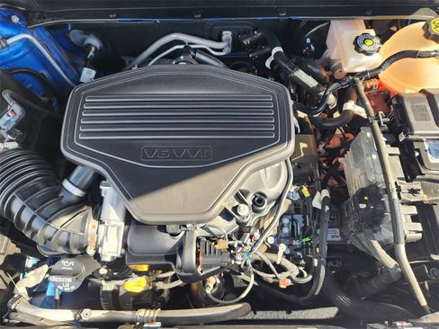 Certified 2024 Chevrolet Blazer RS w/ Driver Confidence II Package image 29