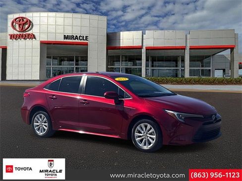 Used 2023 Toyota Corolla LE w/ LE Convenience Package image 1