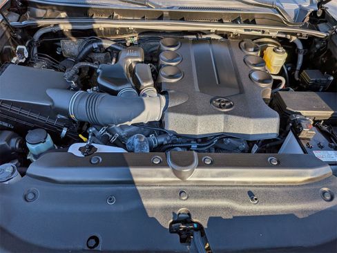 Used 2023 Toyota 4Runner SR5 Premium image 41