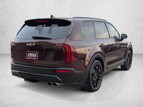 Used 2022 Kia Telluride SX w/ Nightfall Edition Package image 5