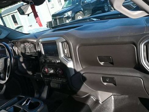 Used 2021 Chevrolet Silverado 1500 LT AWD/4WD image 15
