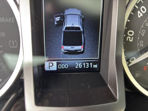 Used 2022 Toyota Tacoma Limited w/ Nightshade Package image 13