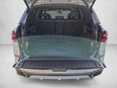 Used 2026 BMW X5 xDrive40i w/ M Sport Package AWD/4WD image 6