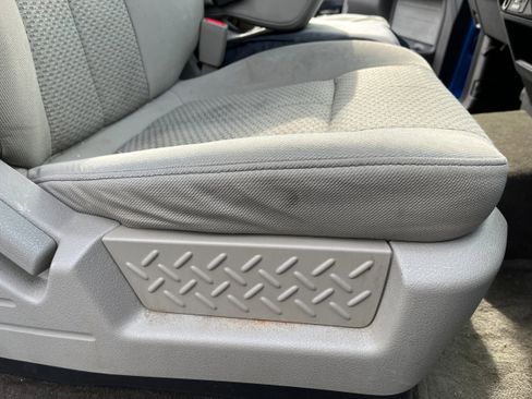 Used 2010 Ford F150 XLT image 20