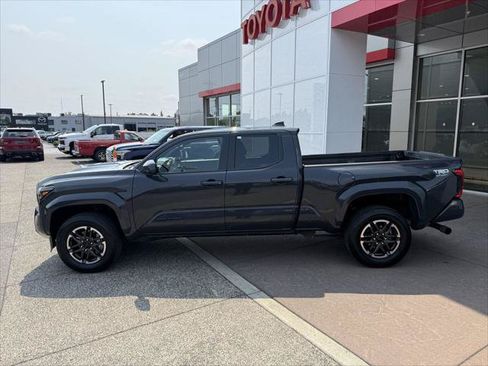 Certified 2025 Toyota Tacoma TRD Sport AWD/4WD image 5