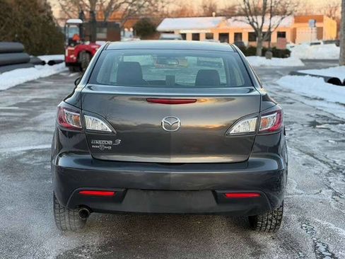 Used 2010 MAZDA MAZDA3 i Touring image 6