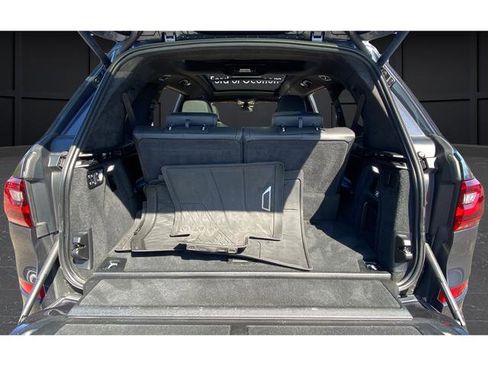 Used 2021 BMW X7 xDrive40i w/ M Sport Package AWD/4WD image 36