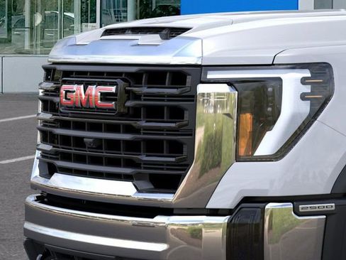 New 2026 GMC Sierra 2500 Pro w/ Convenience Package image 13