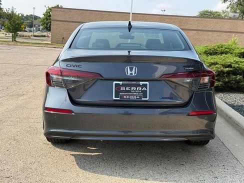 Used 2026 Honda Civic Sport Touring image 4