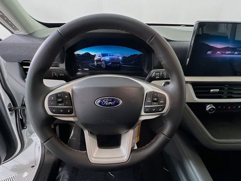 New 2026 Ford Explorer Active image 8