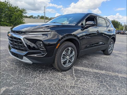 New 2026 Chevrolet Blazer LT w/ LPO, Floor Liner Package FWD image 8