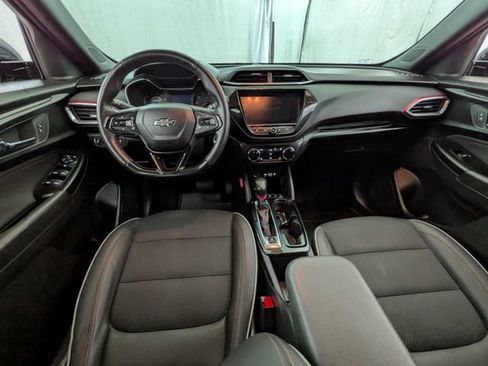 Used 2023 Chevrolet TrailBlazer RS w/ Convenience Package FWD image 11