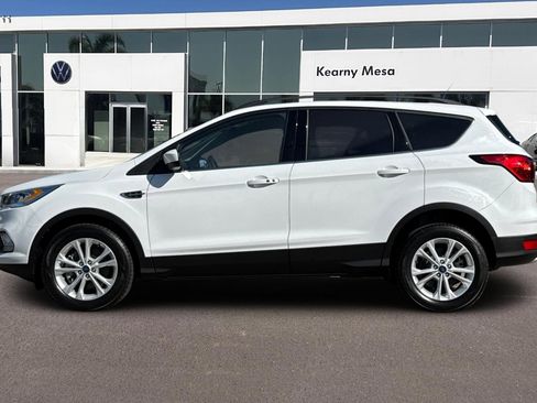 Used 2019 Ford Escape SEL image 7