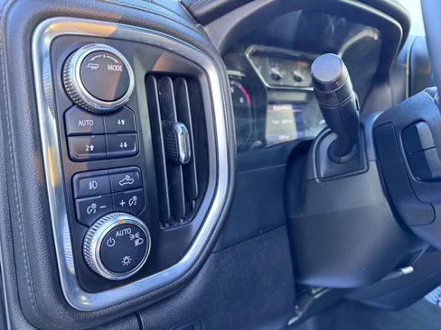 Used 2022 GMC Sierra 2500 SLE w/ SLE Convenience Package image 21