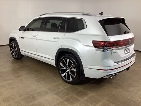 Used 2024 Volkswagen Atlas SEL Premium R-Line AWD/4WD image 9