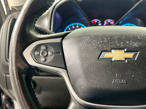 Used 2019 Chevrolet Colorado LT w/ LT Convenience Package image 16