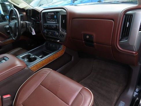 Used 2016 Chevrolet Silverado 2500 High Country w/ Duramax Plus Package image 45