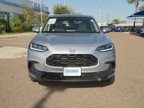 Used 2027 Honda HR-V LX image 2