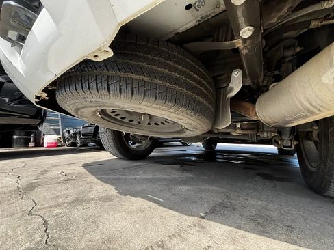 Used 2014 Chevrolet Tahoe LT RWD image 35